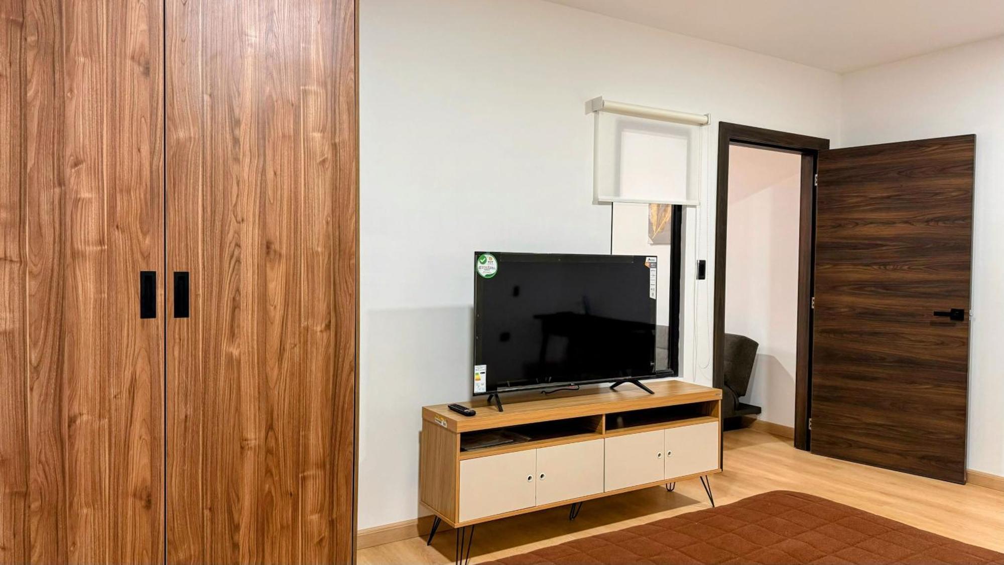 Edificio Tofino Apartment Quito Exterior photo