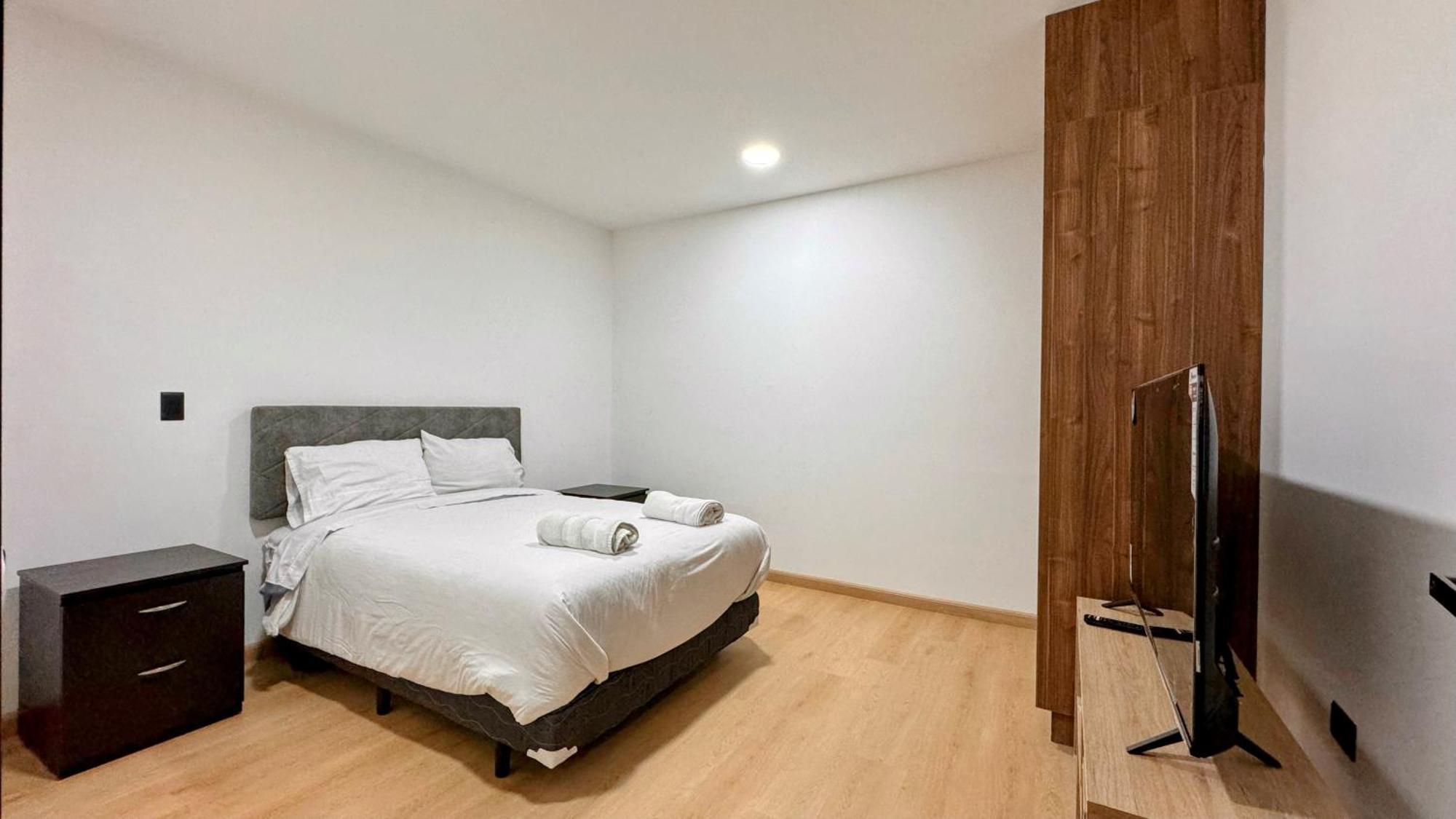 Edificio Tofino Apartment Quito Exterior photo