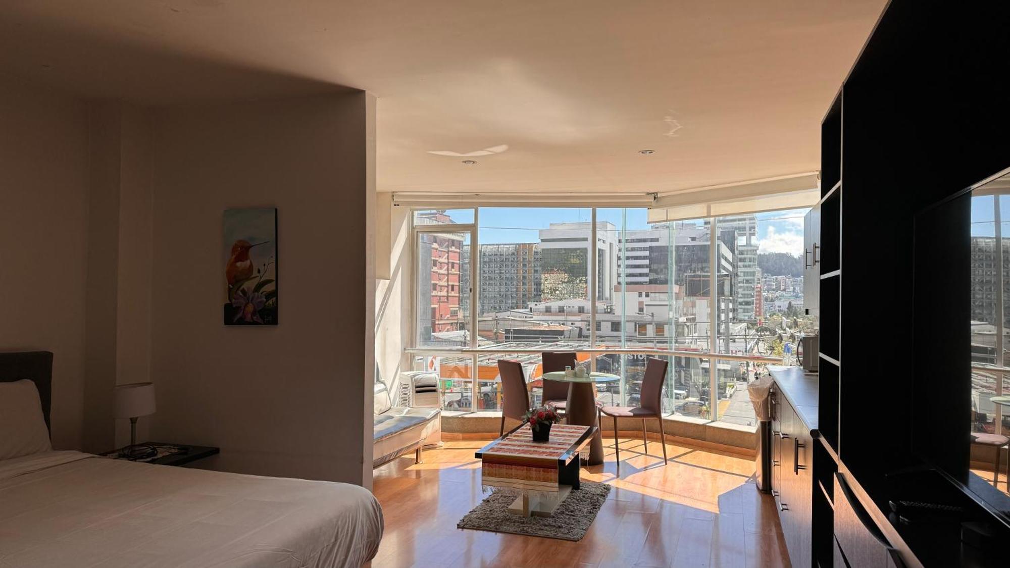 Edificio Tofino Apartment Quito Exterior photo