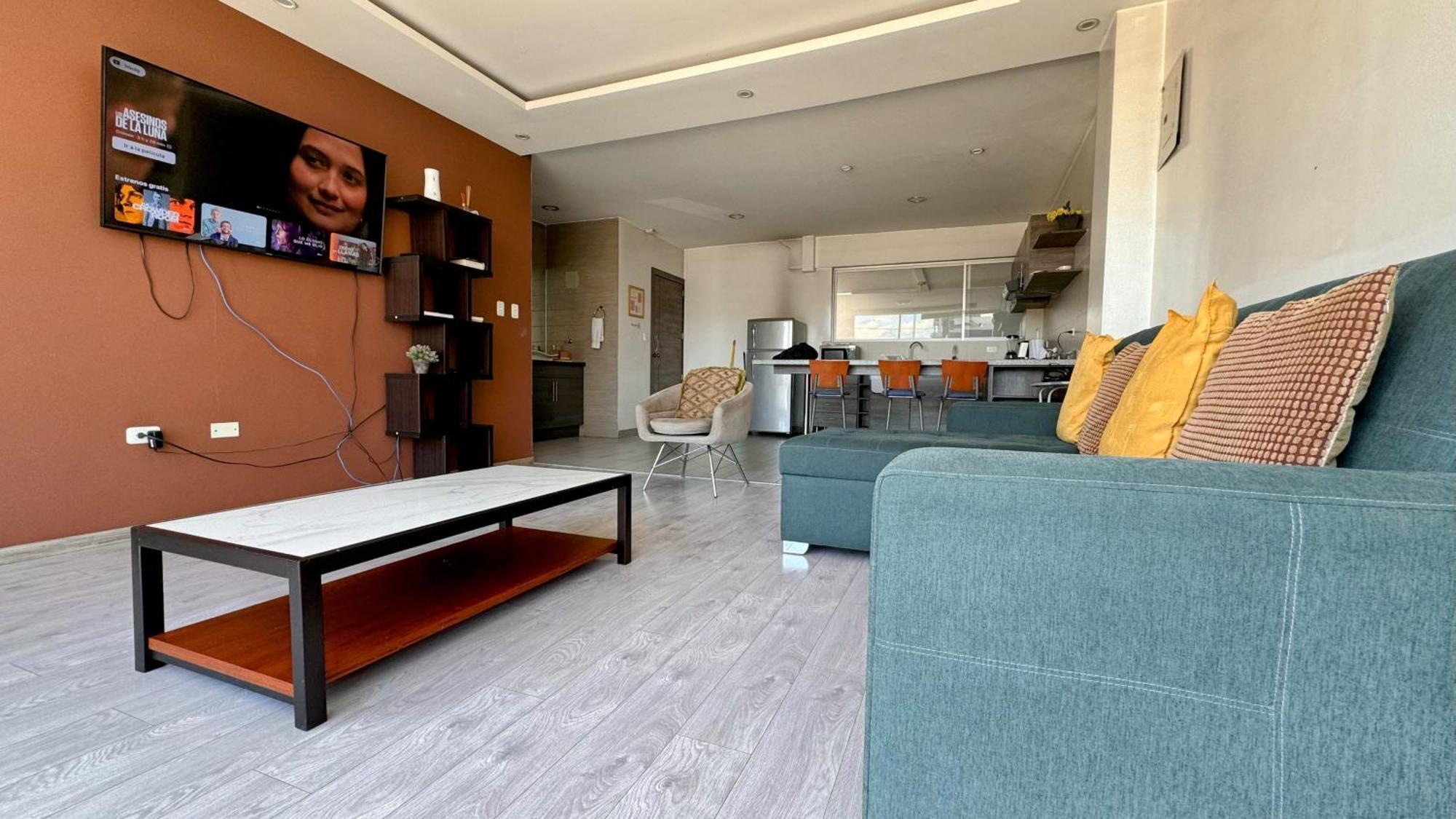 Edificio Tofino Apartment Quito Exterior photo