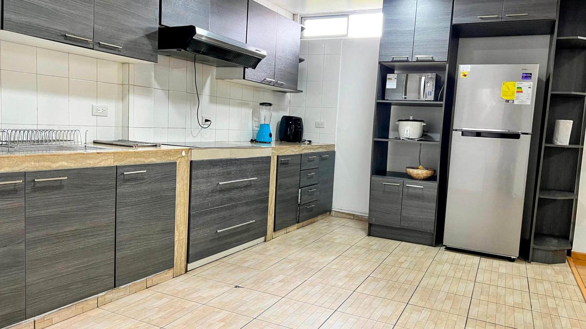 Edificio Tofino Apartment Quito Exterior photo